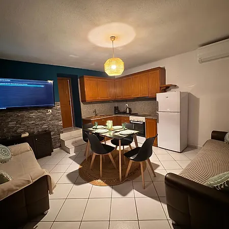 Neni's House Πρίνος