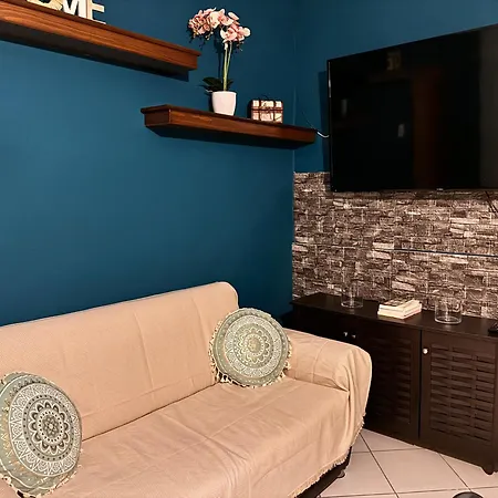 Neni's House *
